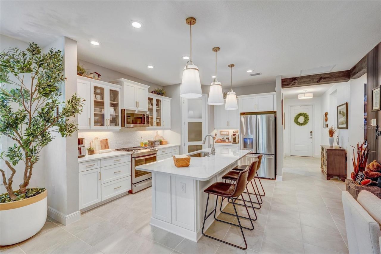 10233 Lake Wales Circle, Sarasota, FL 34241 Photo