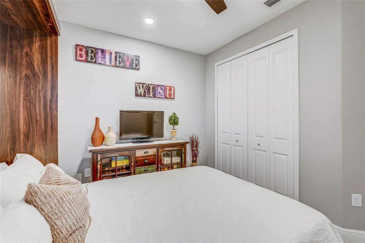 10233 Lake Wales Circle, Sarasota, FL 34241 Photo