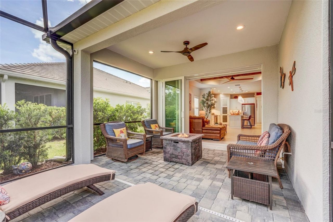 10233 Lake Wales Circle, Sarasota, FL 34241 Photo