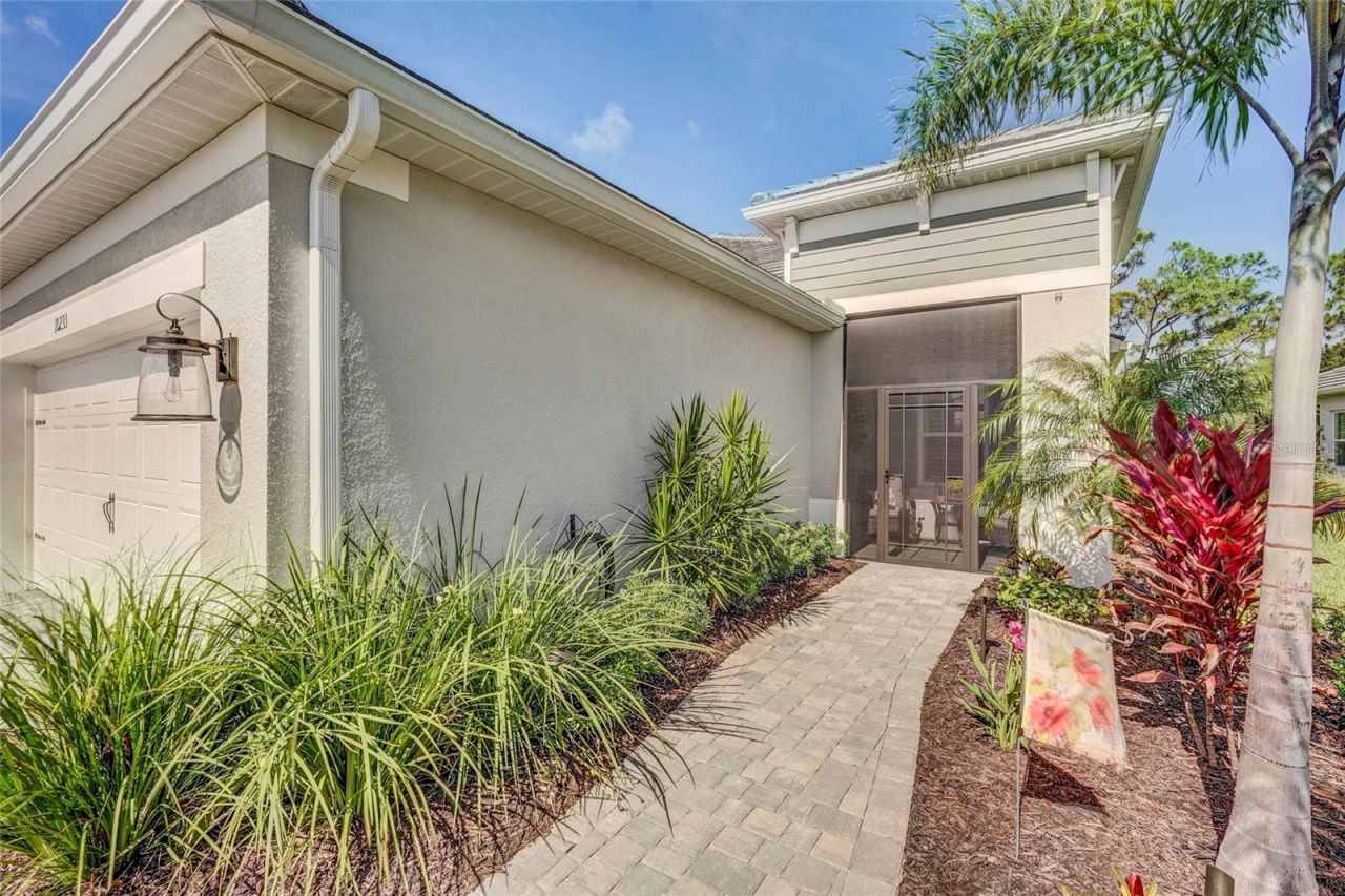 10233 Lake Wales Circle, Sarasota, FL 34241 Photo