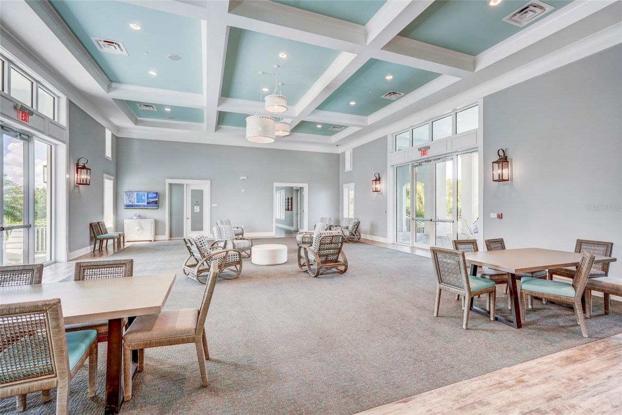 10233 Lake Wales Circle, Sarasota, FL 34241 Photo