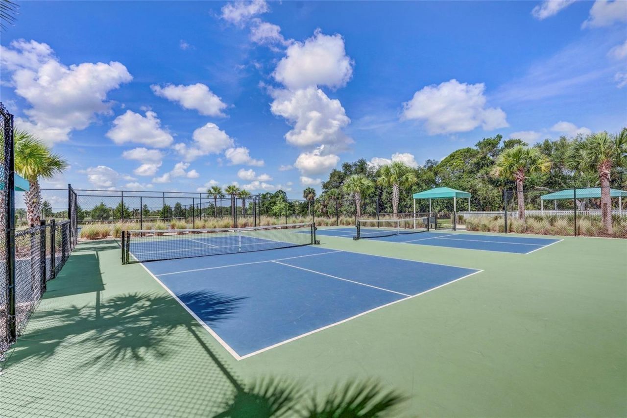 10233 Lake Wales Circle, Sarasota, FL 34241 Photo