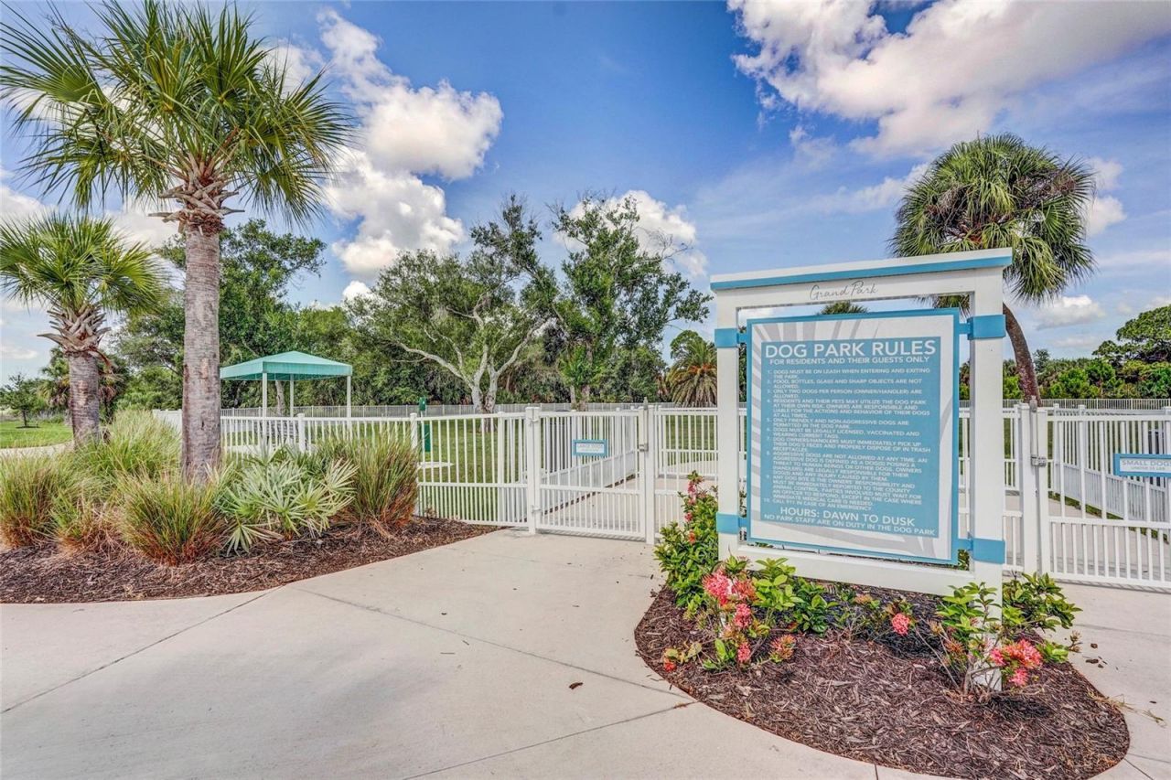 10233 Lake Wales Circle, Sarasota, FL 34241 Photo
