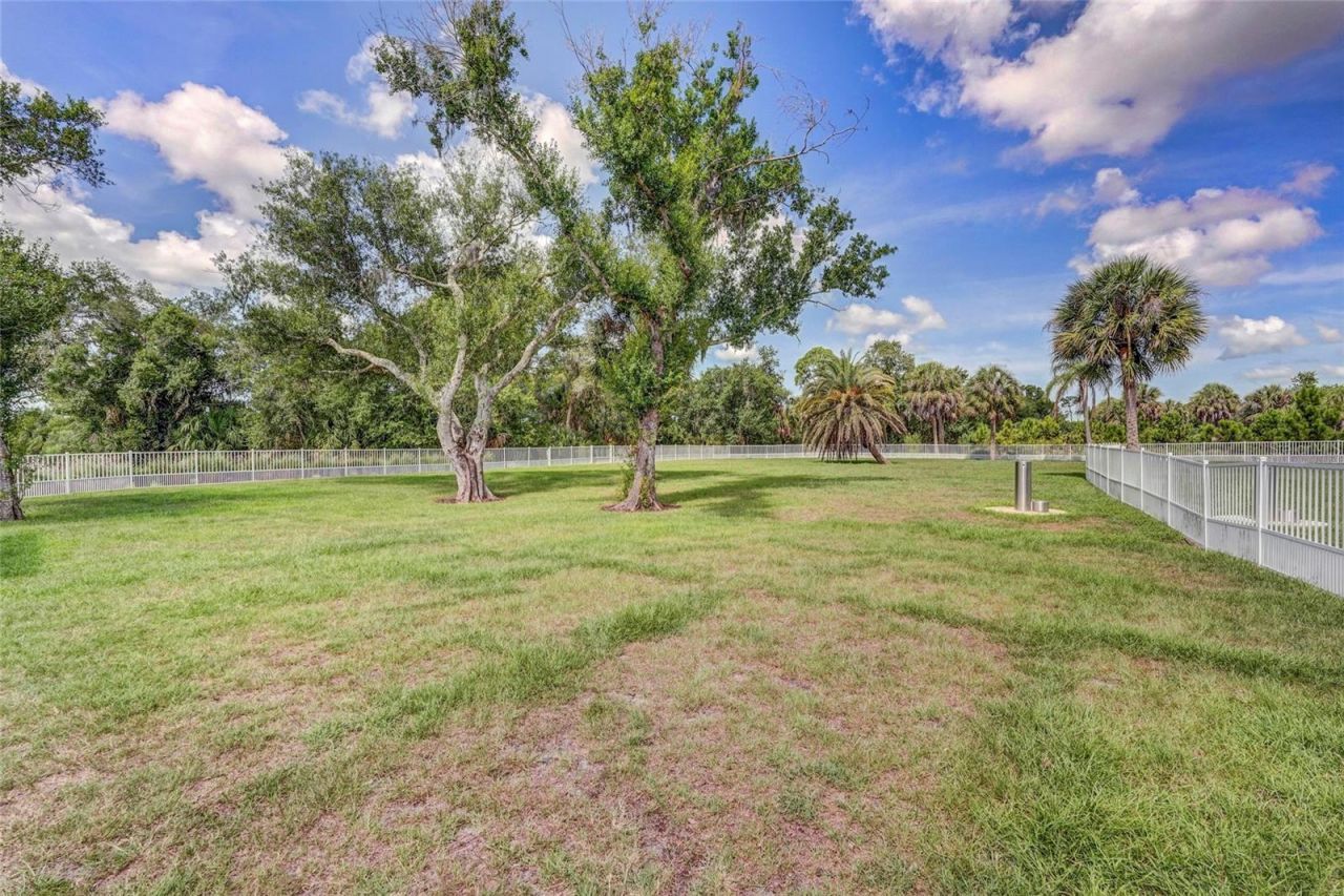 10233 Lake Wales Circle, Sarasota, FL 34241 Photo