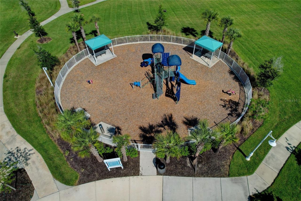 10233 Lake Wales Circle, Sarasota, FL 34241 Photo