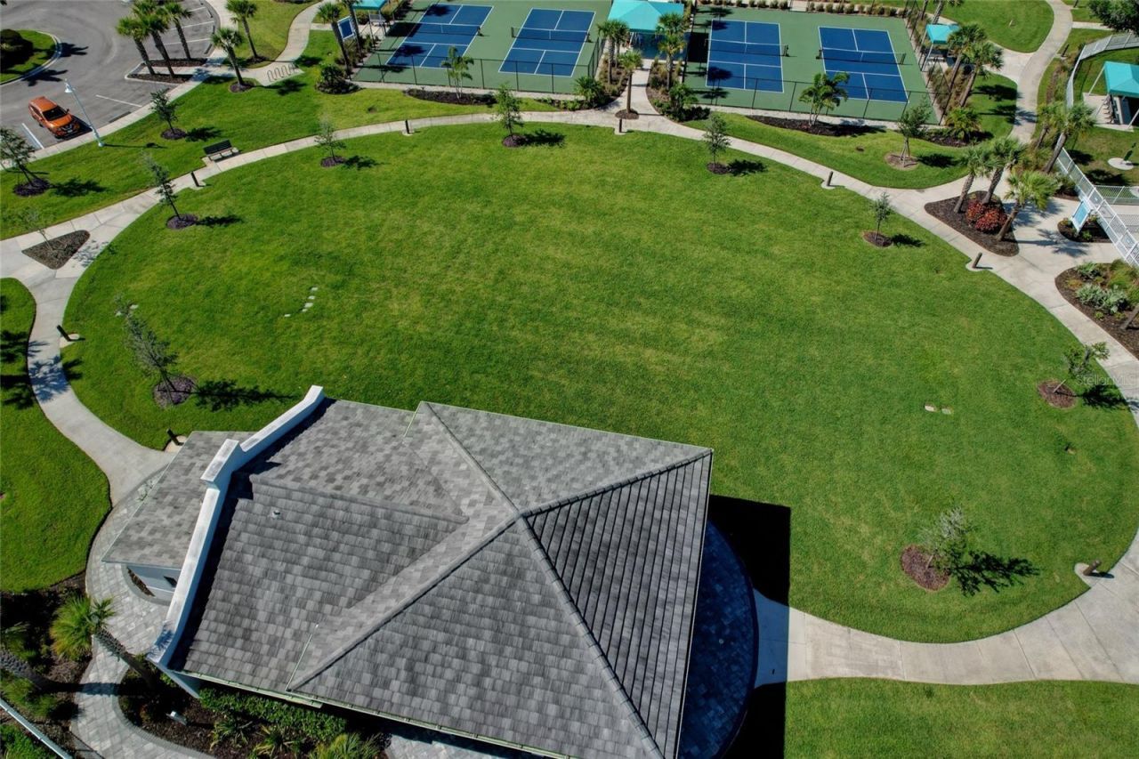 10233 Lake Wales Circle, Sarasota, FL 34241 Photo