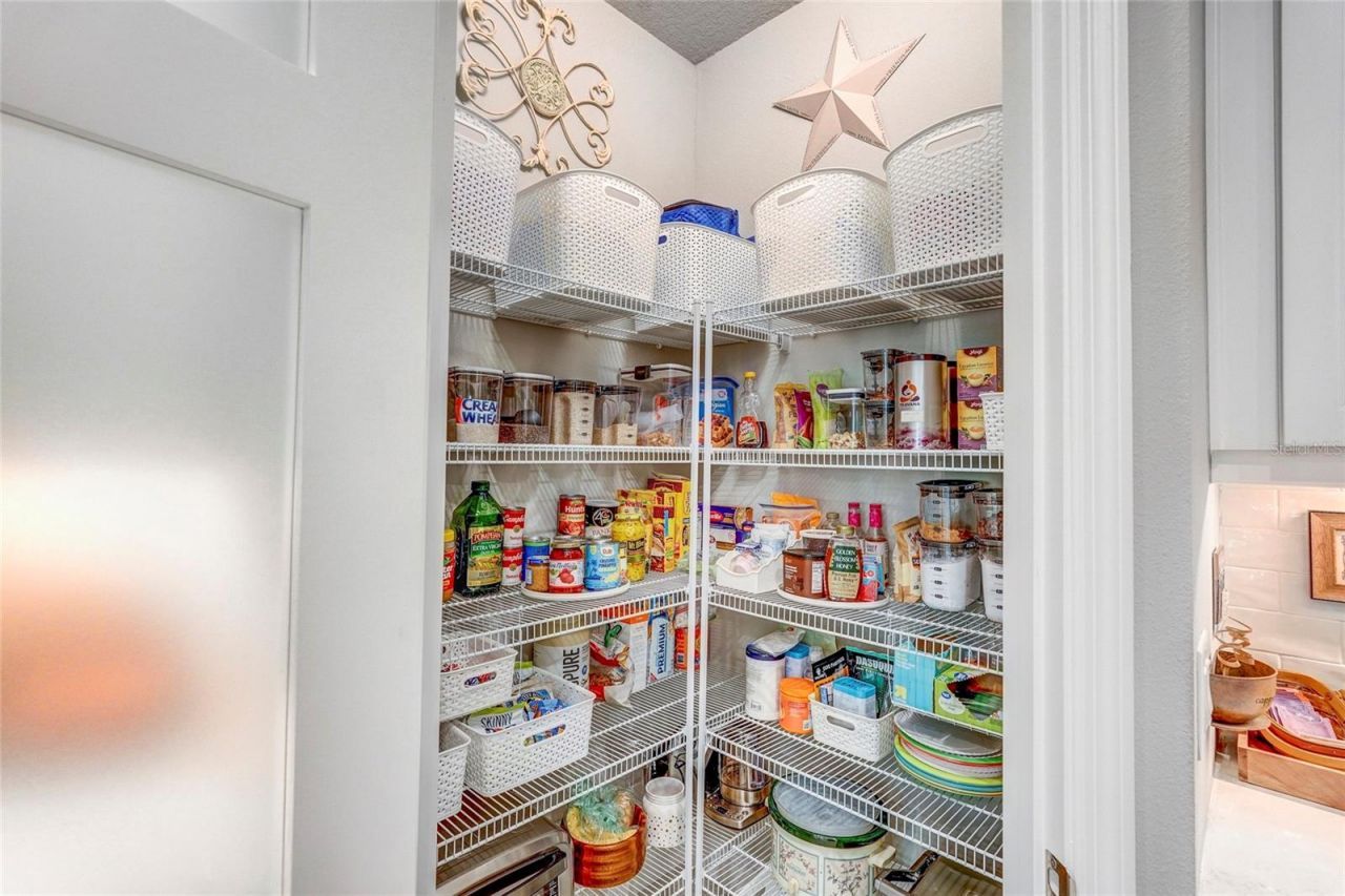 10233 Lake Wales Circle, Sarasota, FL 34241 Photo