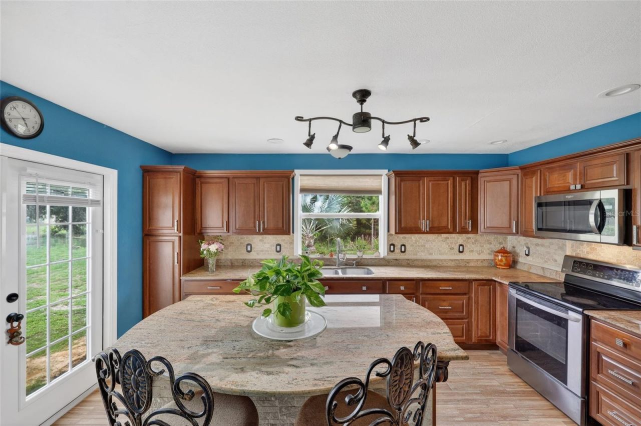 27484 S Twin Lakes Drive , Punta Gorda, FL 33955 Photo