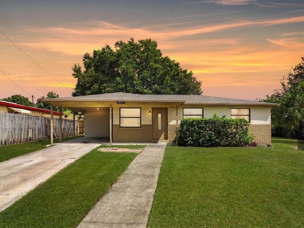 4833 ASHLAND DRIVE , TAMPA, FL 33610