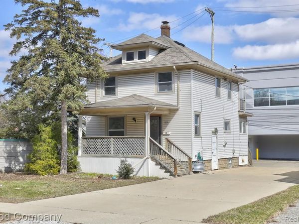 813 S Center Street , Royal Oak, MI 48067