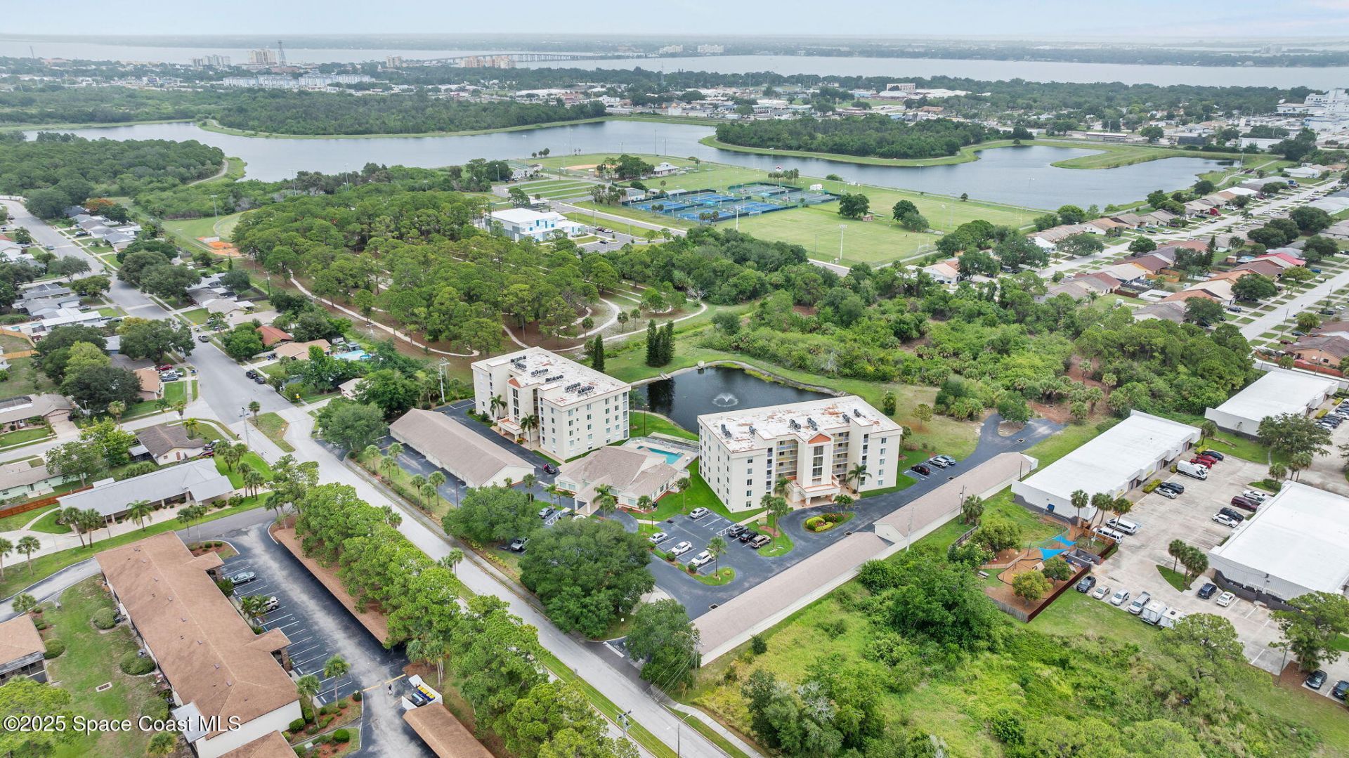 1420 Huntington Lane, Unit 2405, Rockledge, FL 32955 Photo