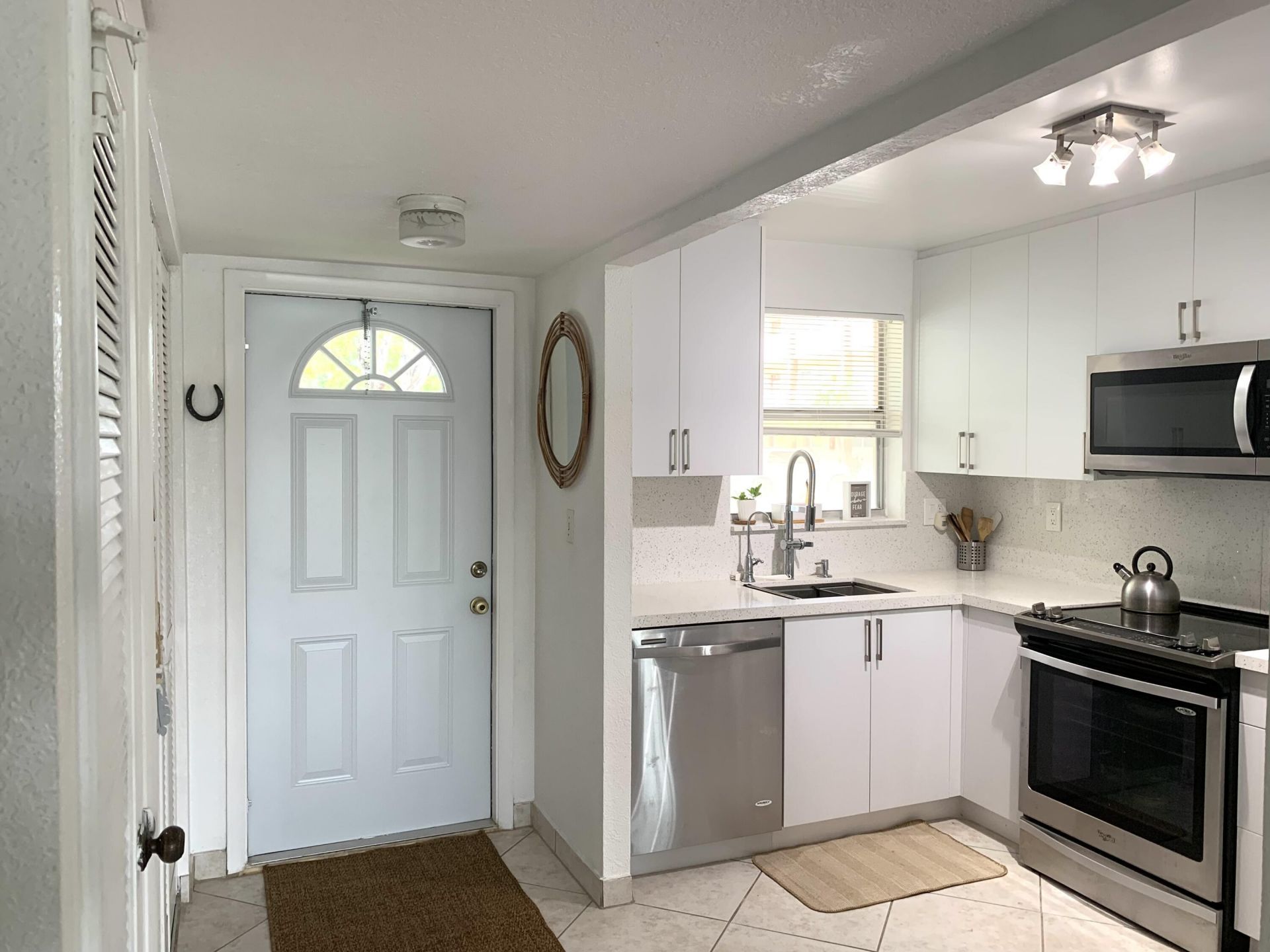 2801 N Pine Island Road, Unit 110, Sunrise, FL 33322 Photo