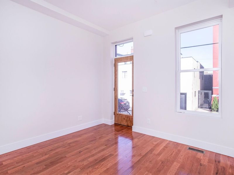 9 E 9th Street, Covington, KY 41011 Photo 17