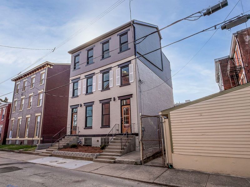 9 E 9th Street, Covington, KY 41011 Photo 2