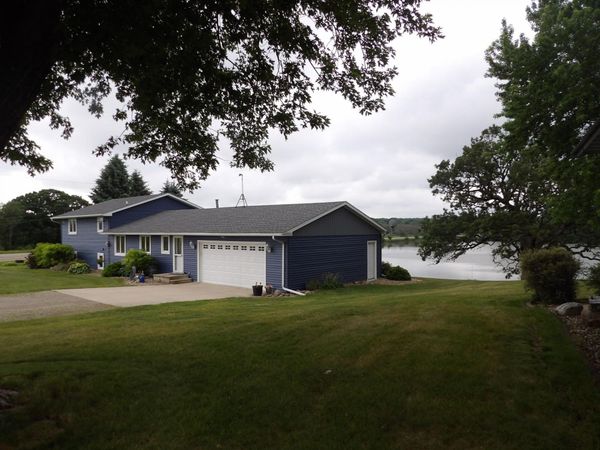 18831 US Highway 69 , Albert Lea, MN 56007