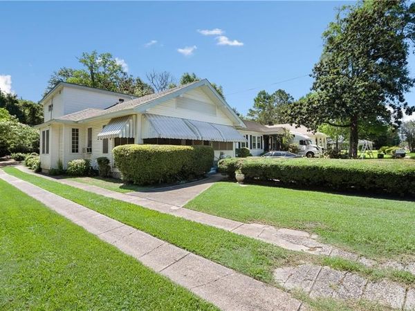 559 Dauphin Island Parkway, Mobile, AL 36606