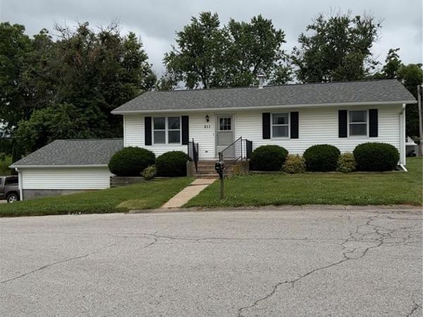 511 W Lafayette Street , Palmyra, MO 63461