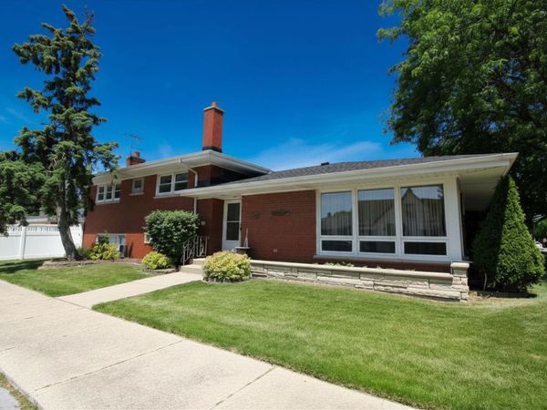 10158 S Talman Avenue , Chicago, IL 60655