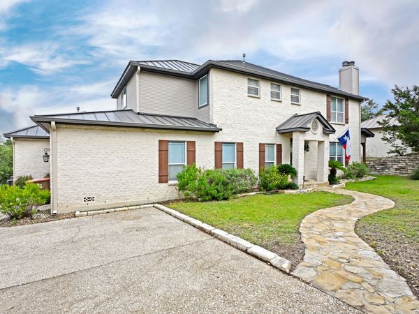 1031 KINGS COVE DR, Canyon Lake, TX 78133