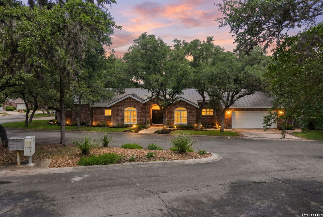 30 Villa Jardin, San Antonio, TX 78230 Main Photo