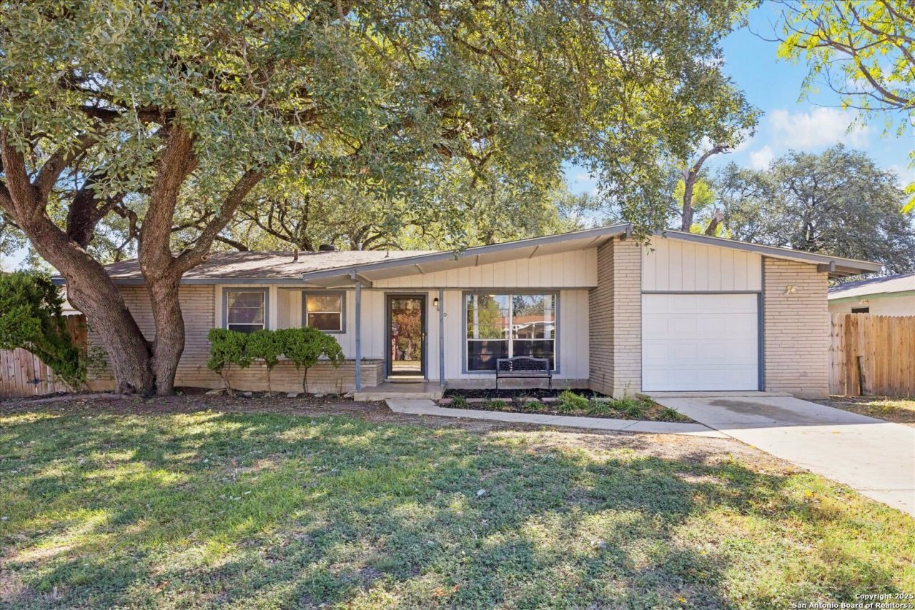 6110 War Bonnet, San Antonio, TX 78238 Main Photo