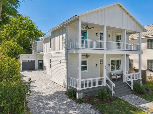 908 WHITE Street , Fernandina Beach, FL 32034