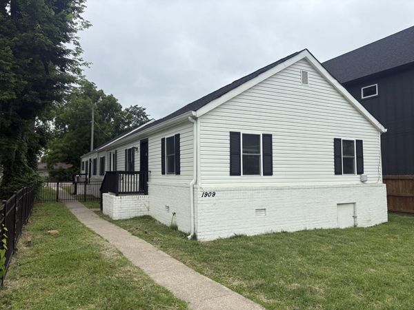 1909 10th Ave N, Unit B, Nashville, TN 37208