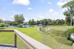 942 Old Bridge Rd. photo 4