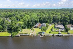942 Old Bridge Rd. photo 4