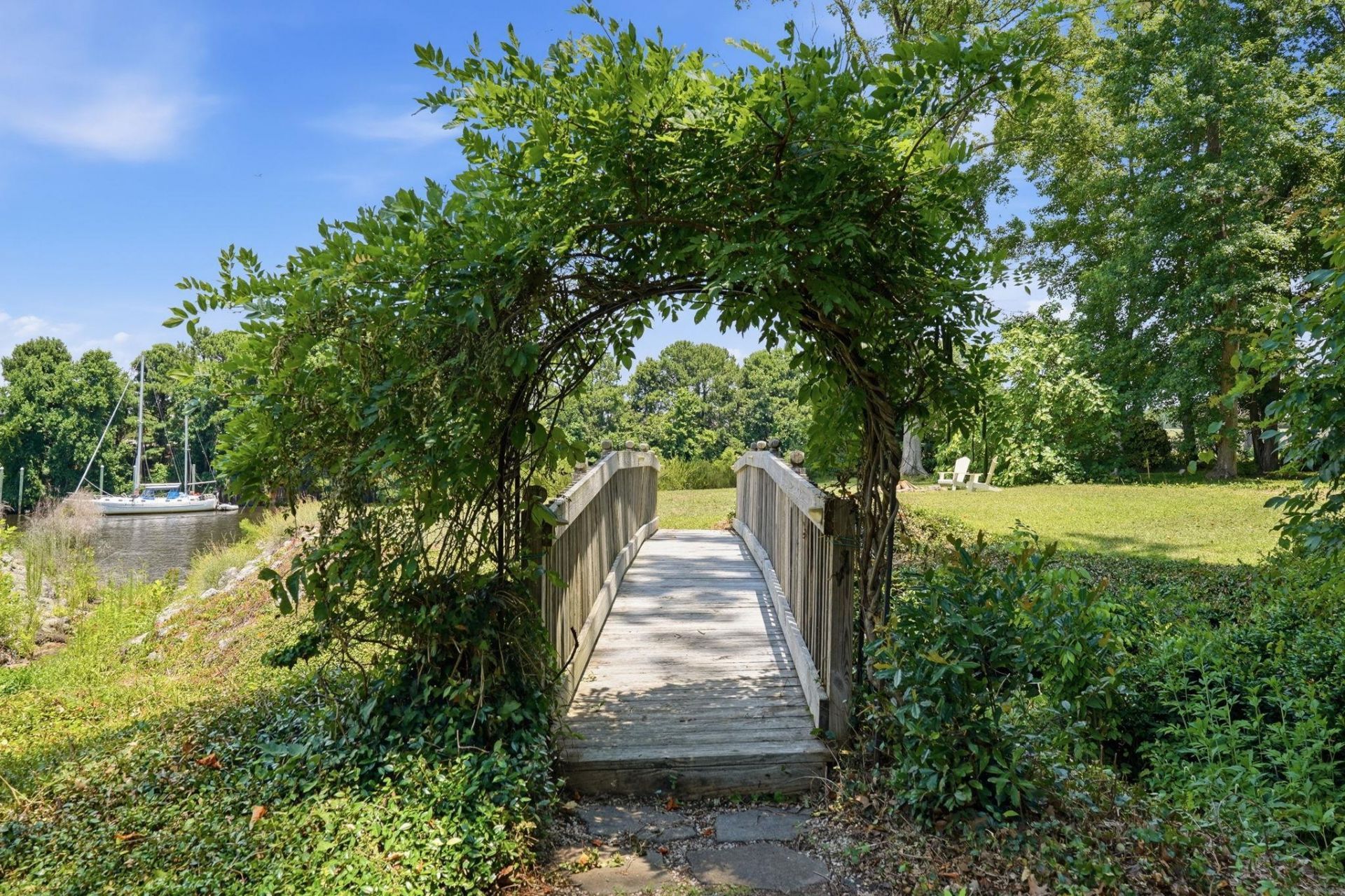 942 Old Bridge Rd. Photo 39