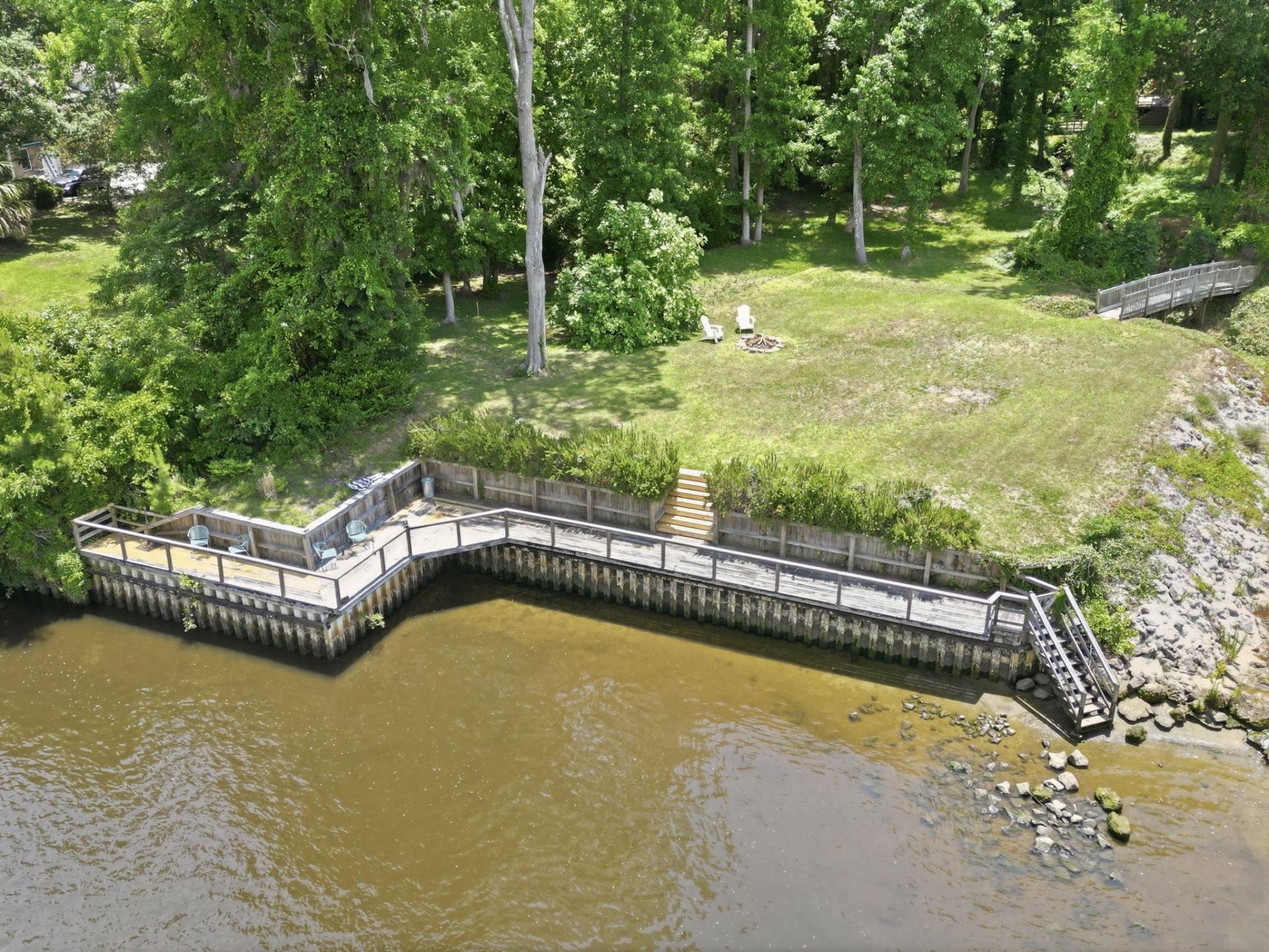 942 Old Bridge Rd. Photo 49