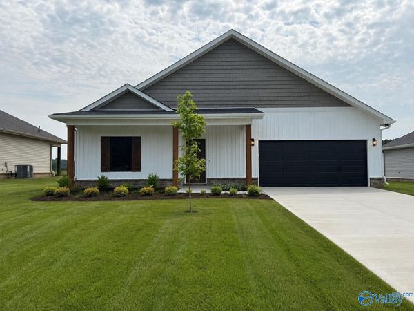 237 Deer Trail, Union Grove, AL 35175