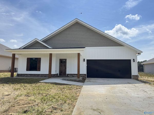 237 Deer Trail, Union Grove, AL 35175