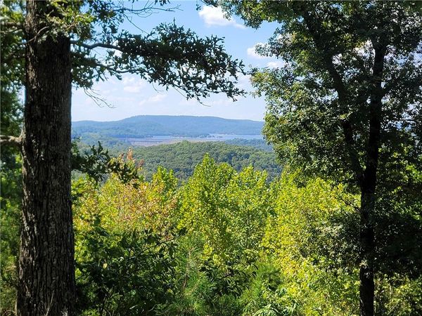 200 Blue Moon Road , Eureka Springs, AR 72632
