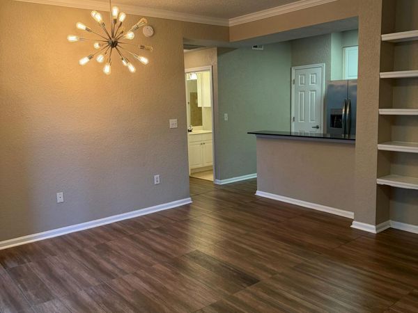 8539 GATE Parkway W, Unit 424, Jacksonville, FL 32216