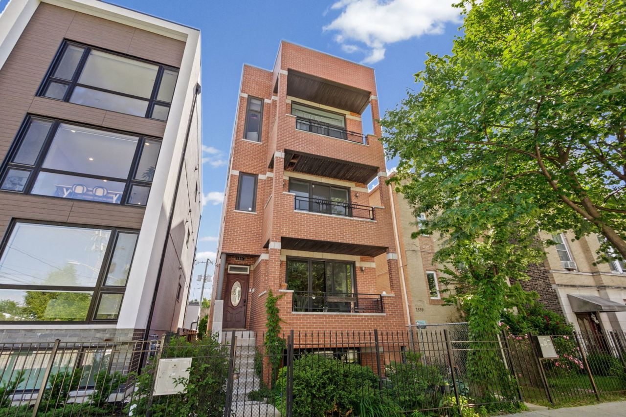 1541 N Artesian Avenue , Unit 2, Chicago, IL 60622 Main Photo
