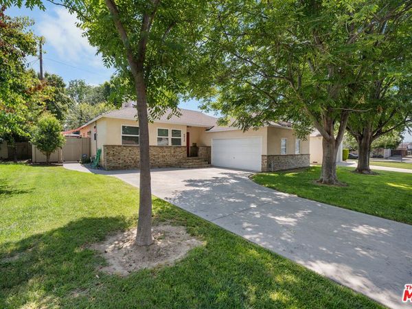 8908 Amigo Avenue, Northridge, CA 91324