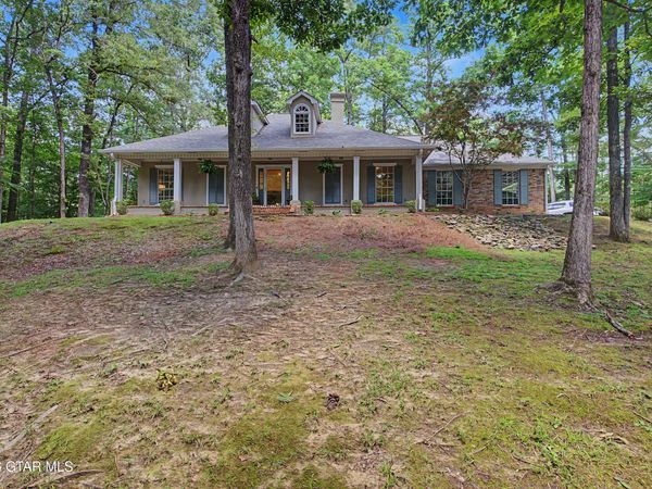 81 E Timberlake, Columbus, MS 39705
