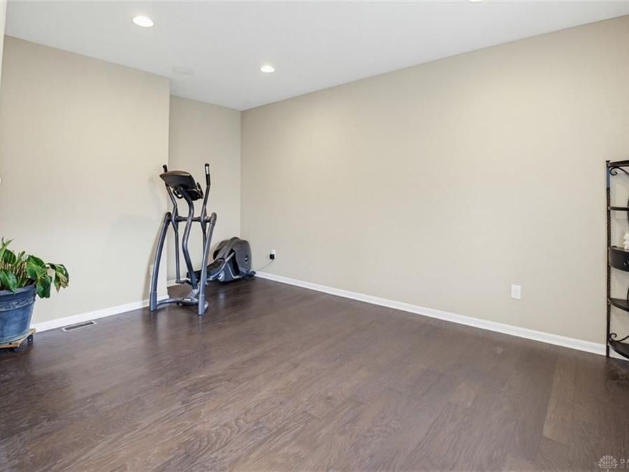 Property Image 104