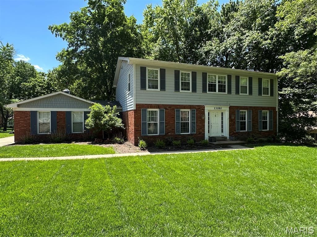 13180 Huntercreek Ridge Road , Saint Louis, MO 63131 Main Photo