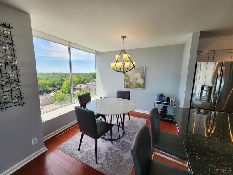 810 Matson Place, Unit 807, Cincinnati, OH 45204 Photo 8
