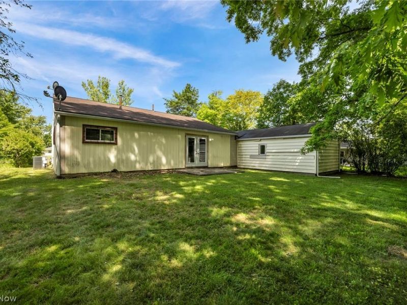 1863 Deerfield Avenue SW, Warren, OH 44485 Photo 28