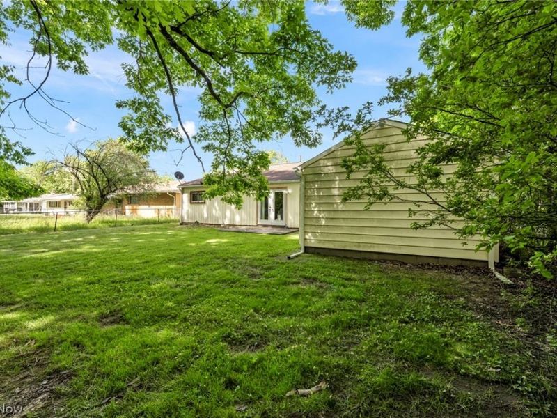 1863 Deerfield Avenue SW, Warren, OH 44485 Photo 31