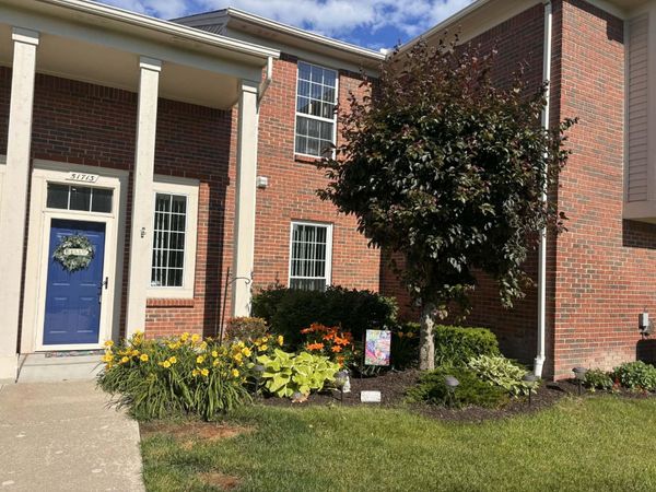 51713 Adler Park Drive W, Chesterfield, MI 48051