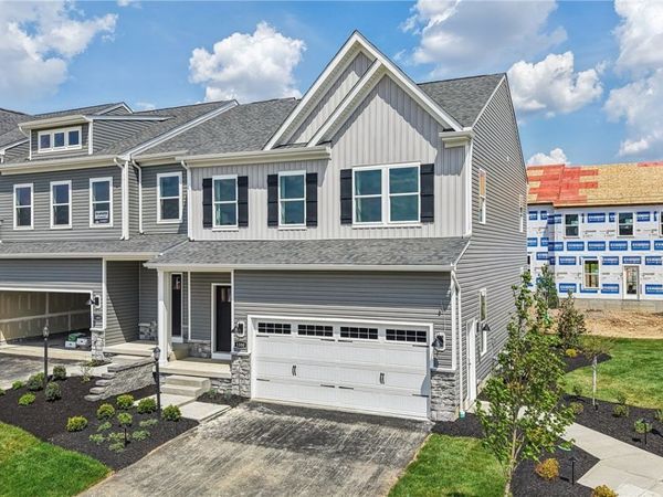 159 Sweetwater Drive, Moon Township, PA 15108