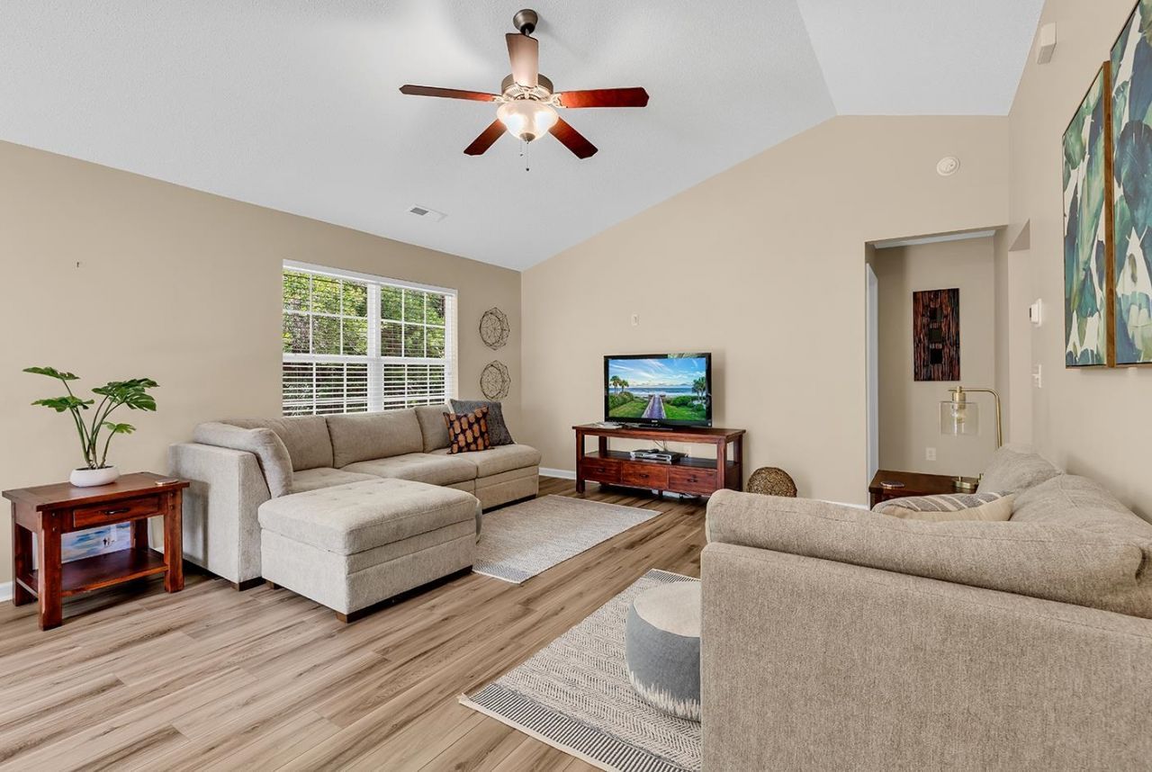 208 South Reach Ct. Photo 18