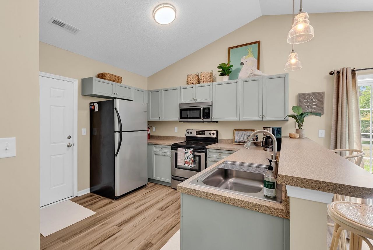 208 South Reach Ct. Photo 20