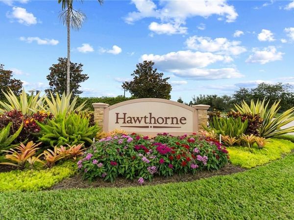 26351 Stonewall LN, BONITA SPRINGS, FL 34135