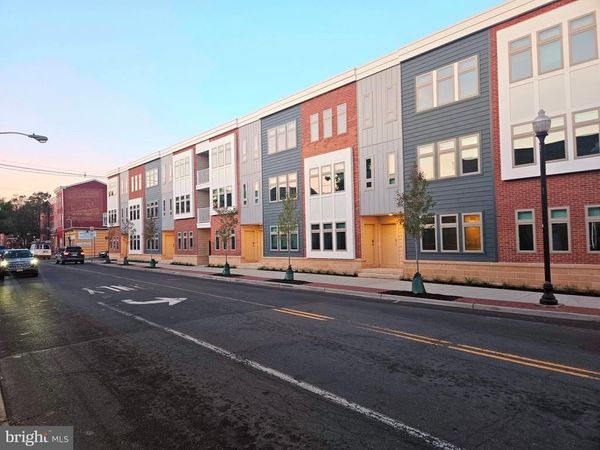 200 HAMILTON AVENUE, Unit 102, TRENTON, NJ 08609
