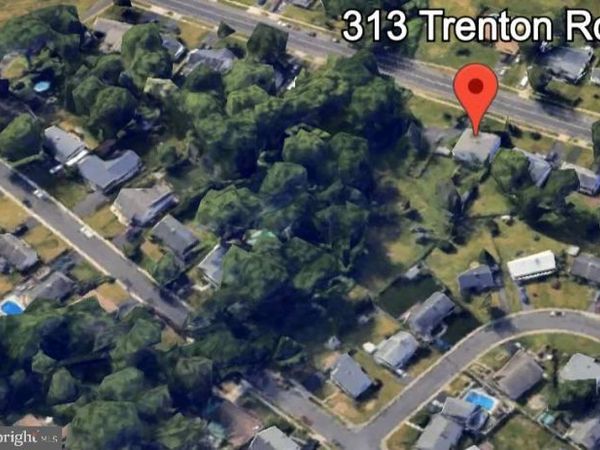313 TRENTON ROAD , FAIRLESS HILLS, PA 19030